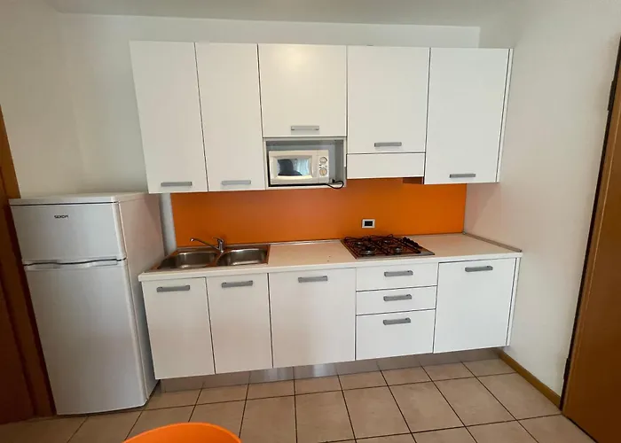 Residence Roberta Con Piscina - Agenzia Cocal